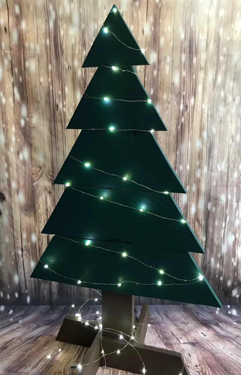 Large Traditional Christmas Tree. Pallet. Indoor. Outdoor. Hand Crafted. Hand Painted. Rustic. Farmhouse.
