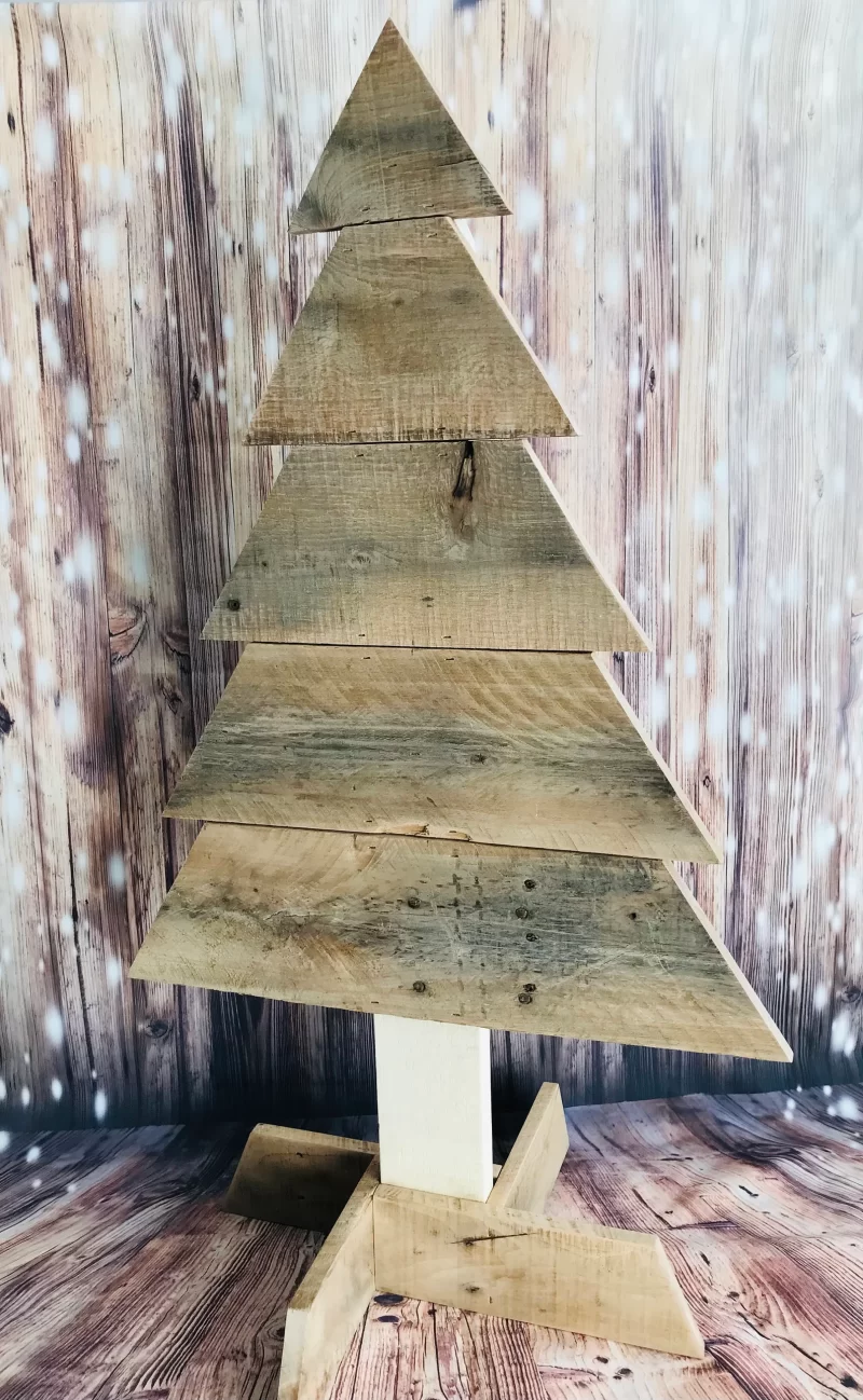 Large Traditional Christmas Tree. Pallet. Indoor. Outdoor. Hand Crafted. Hand Painted. Rustic. Farmhouse. - Image 7